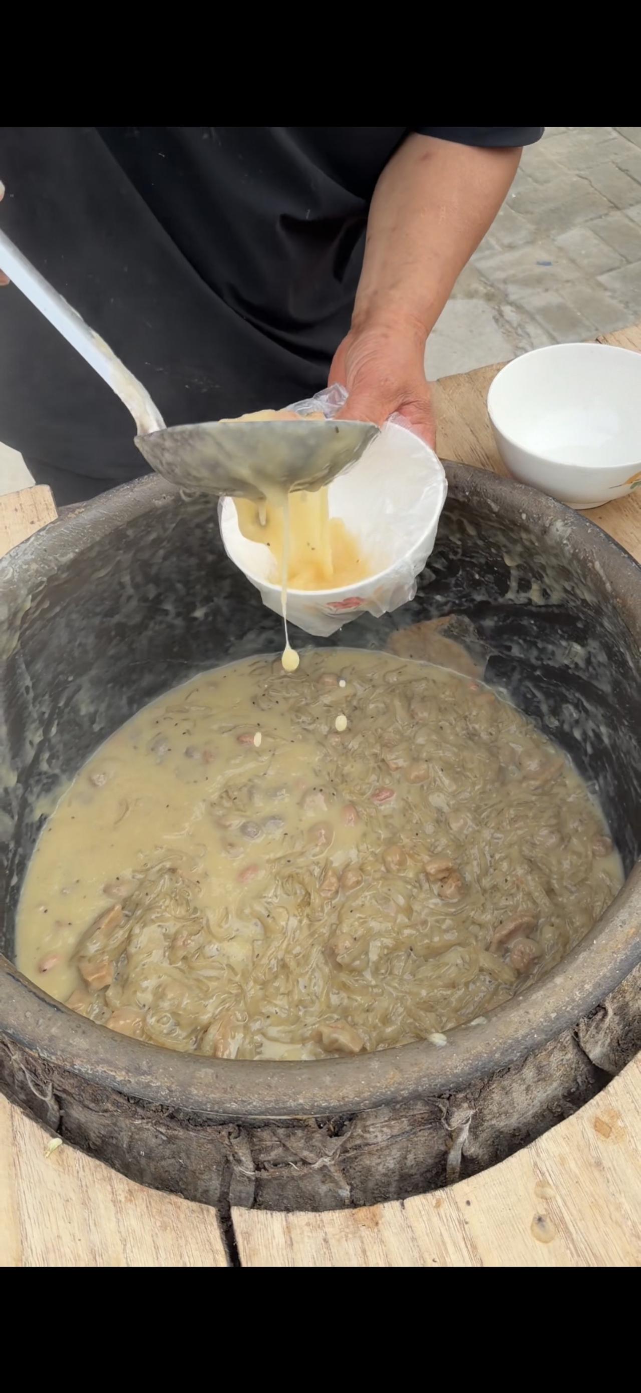 今天吃的饭，你们知道是什么吗