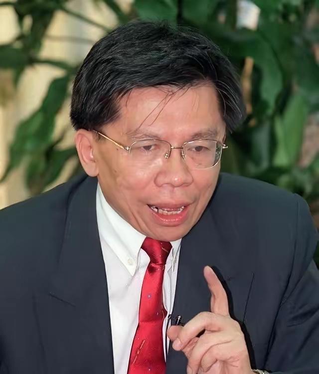 台湾民调曾显示，有38%的岛内民众相信，如果大陆真的攻打台湾，岛内能够撑到100