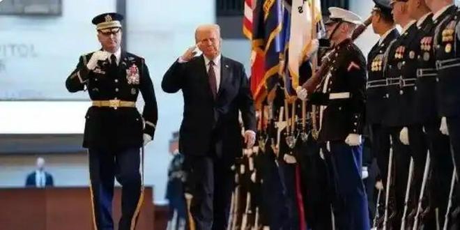 嘿，朋友们，今天咱们来聊个重磅消息！最近央视新闻和多家媒体都报道了，说特朗普总统