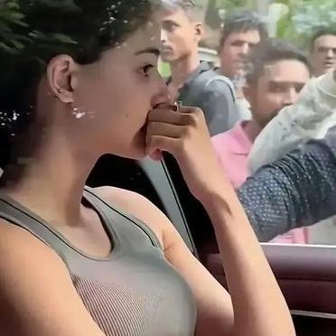 在印度，当高种姓遇到低种姓时