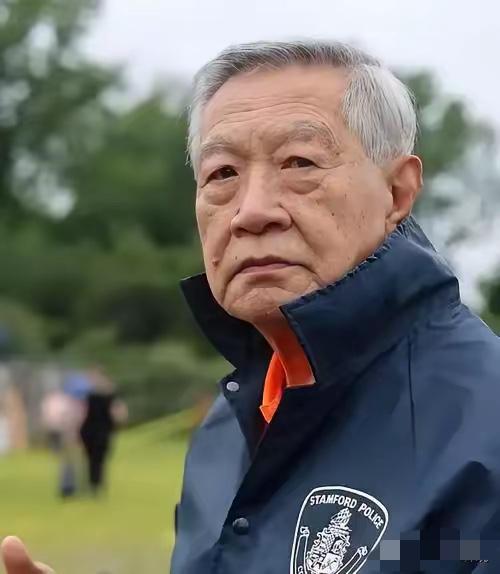 2023年美国联邦法院重锤落下，判定李昌钰伪造证据！昔日风光的“华人神探”金身瞬