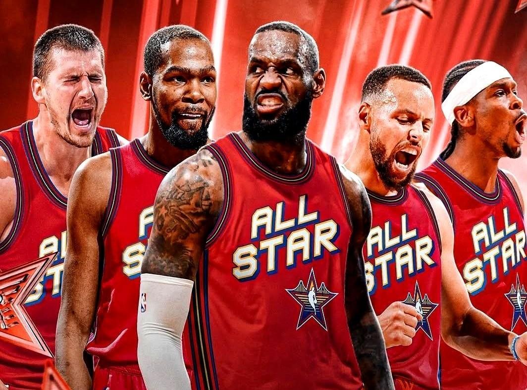 詹姆斯和杜兰特，今年可能要争最后一个全明星首发了。你看到的不是滑坡，是一次手术