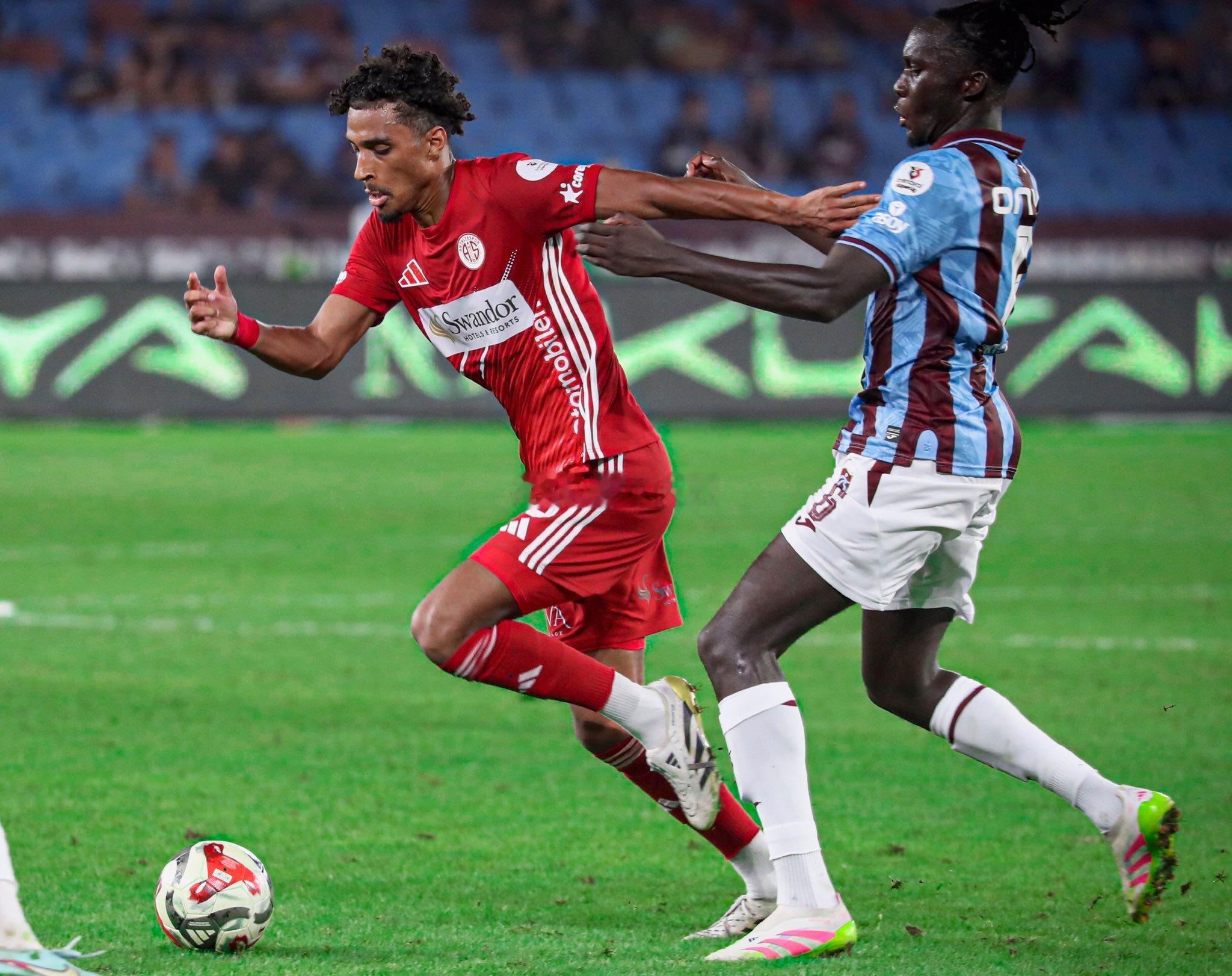 北京国安北京国安根据多家外媒报道：安塔利亚体育队高大的中场球员杰斯珀·西塞将于