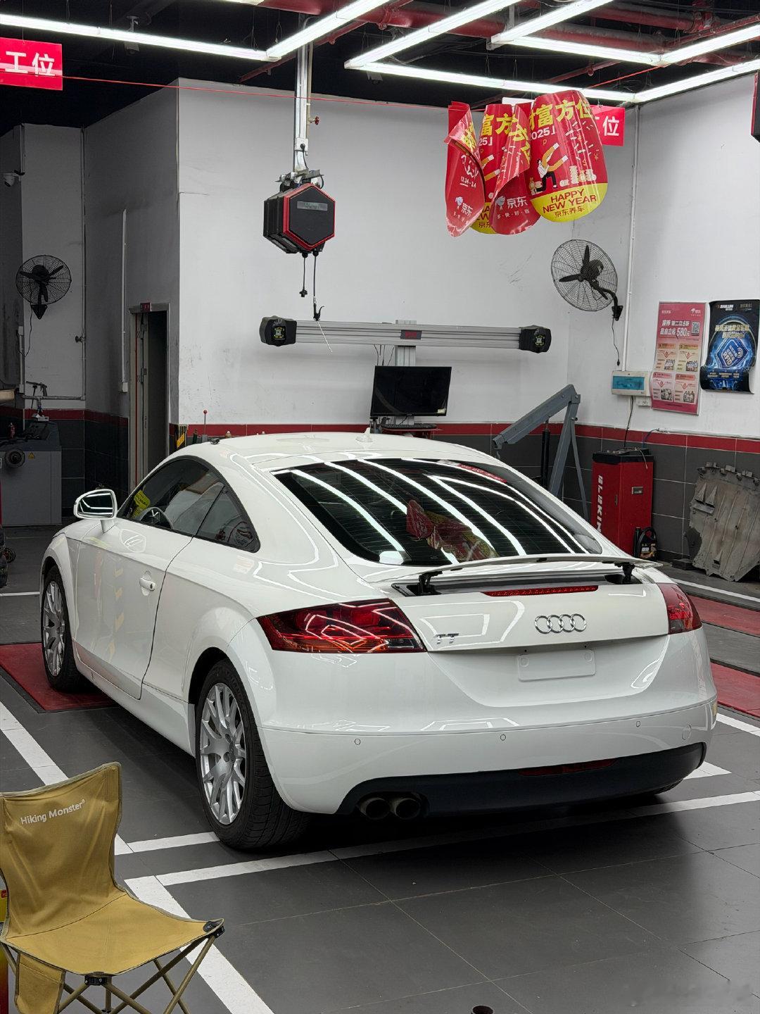 收快递之奥迪TT，实在是太美丽了