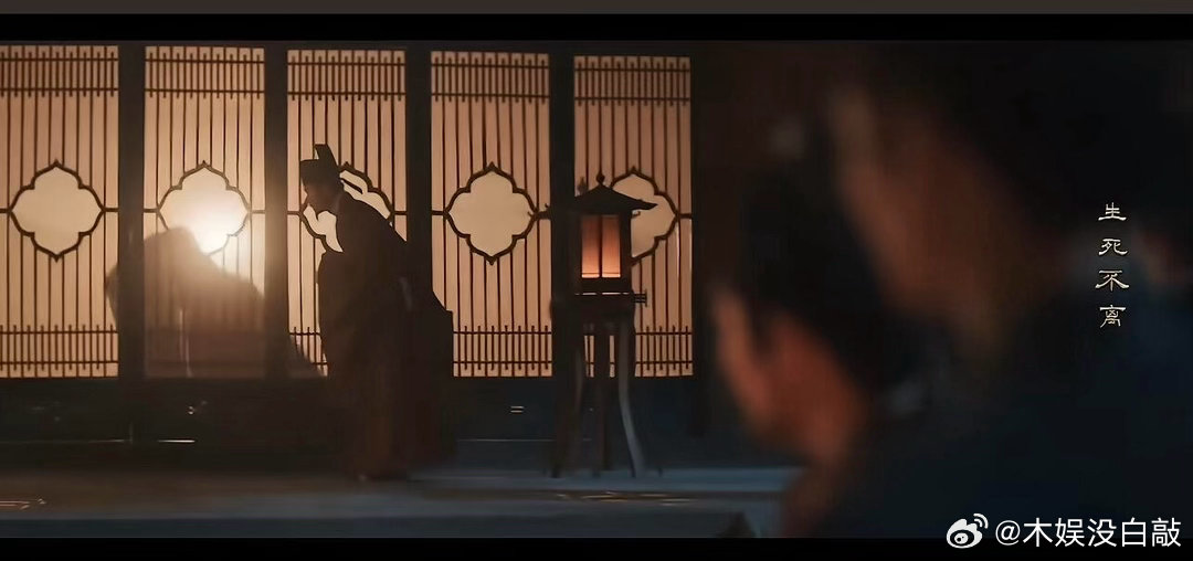 这是一个浴池吗？一个清菌锅，一个鸳鸯锅😂下边疑似用八卦来暗示阴阳调和浴池外一