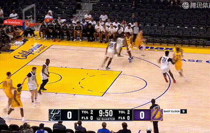 开局克内克特连拿4分，马刺喊出暂停。nba夏季联赛​​​