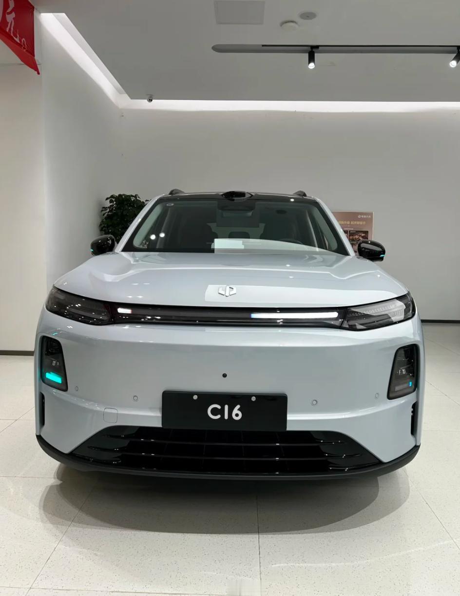 零跑C16和日产NX8其实不难选，两款都是适配日常出行的靠谱车型，优缺点各