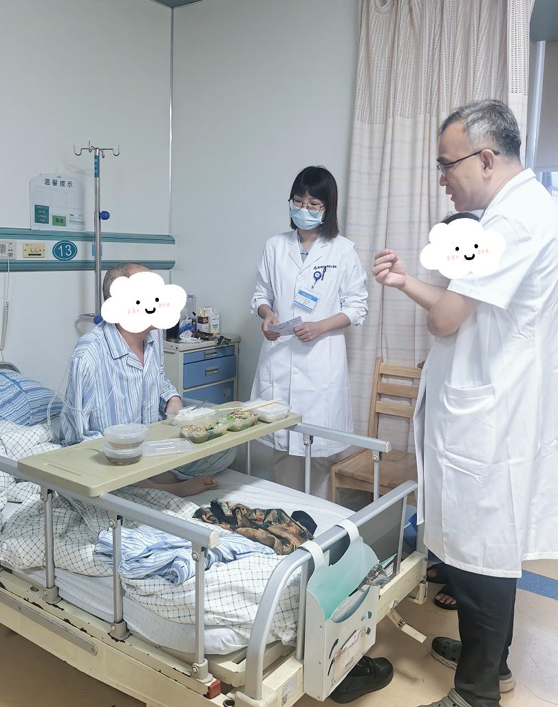 很多朋友都在问我，发现肺结节了，做手术要请假多长时间？要住院几天？我统一回答一下