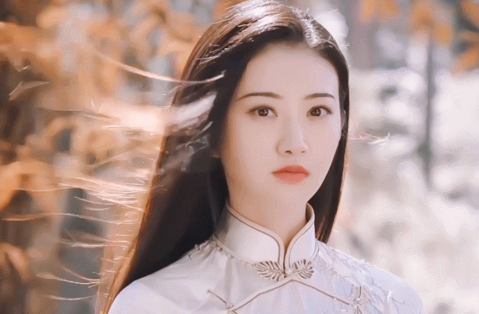 景甜曾自曝比起结婚更想生帅儿子我好喜欢景甜的司藤啊，她把司藤身上独有的韵味诠释得