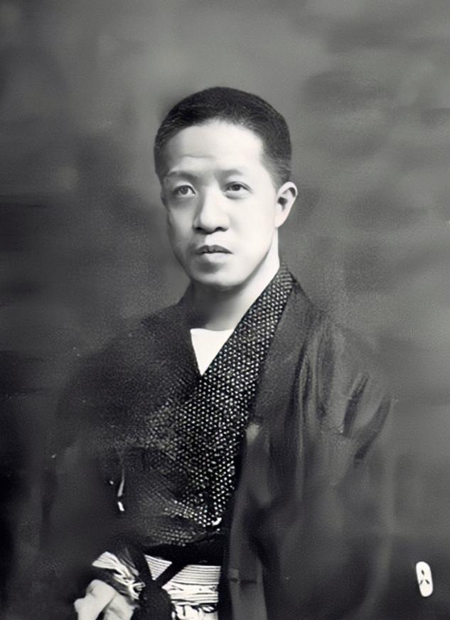 国学大师章太炎一生怪癖甚多。有一次他穷得身无分文，便给朋友汪允宗写了一张纸条：“