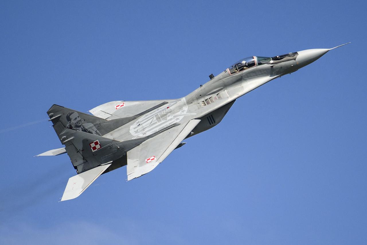 华沙明确有意将波兰空军退役的四架米格-29战斗机移交给乌克兰。乌克兰驻波兰大使