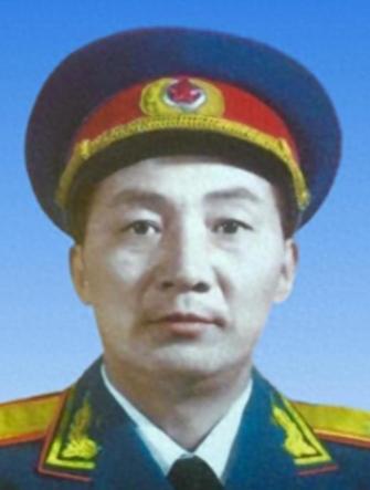 开国少将吴荣正，一辈子戎马倥偬，家里却没有一个儿子，只有7个女儿，可谁也没想到，