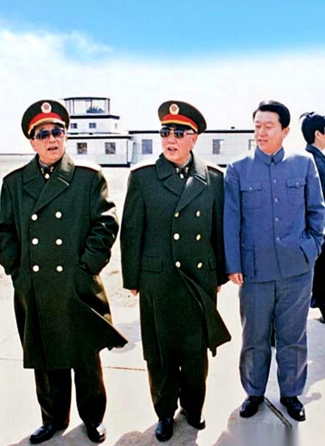 上甘岭。就这三个字，今天多少人还知道它背后是什么？左边这位将军，秦基伟。15