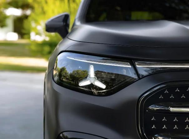 全新一代奔驰GLB官图发布！轴距加长60mm，提供纯电燃油两种动力全新一代奔驰