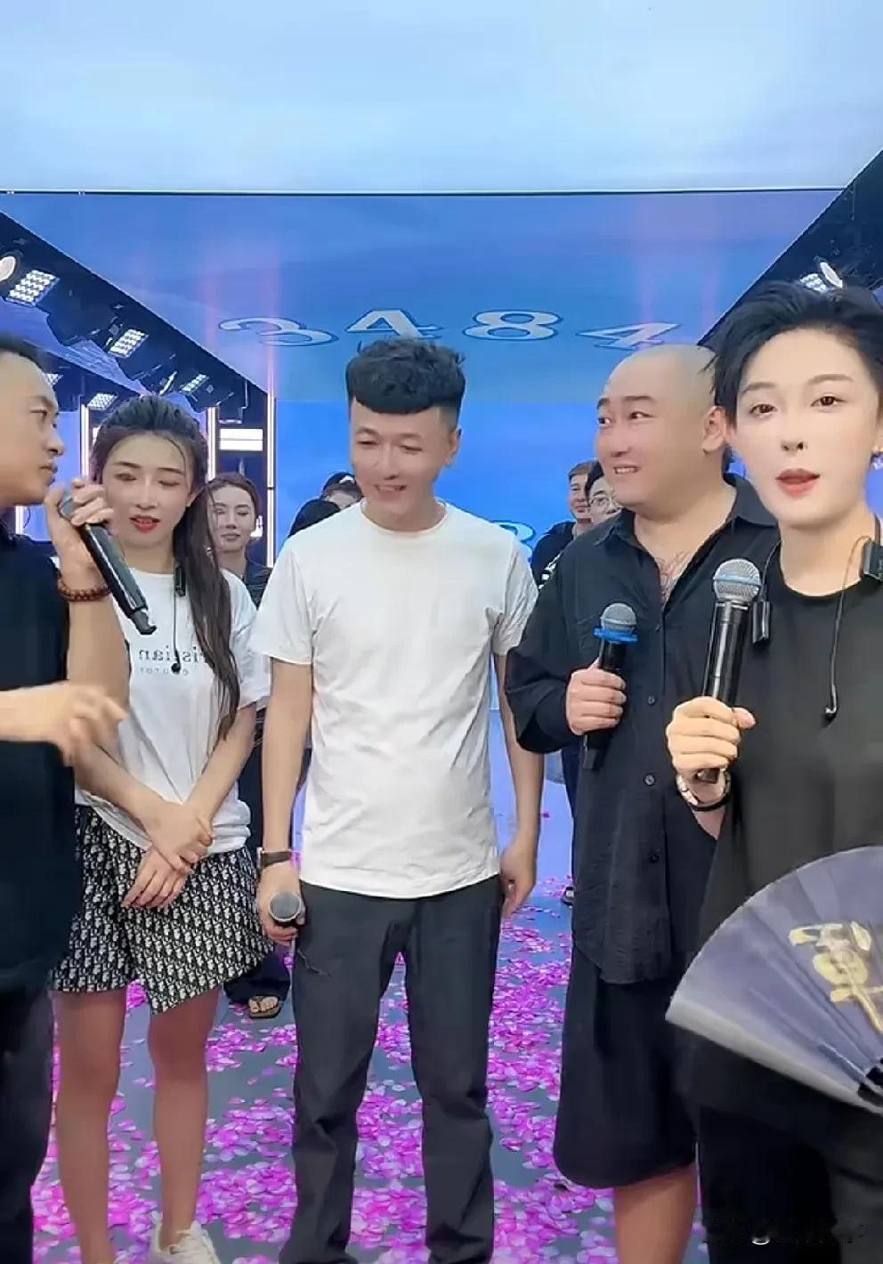 仙洋失意落寞哭崩溃！“仙家”众徒心疼抹泪，娜美哭诉：师父低头向互联网认输，没了底