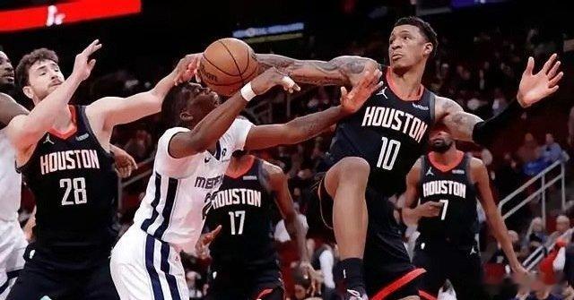 火箭冲击西部第二的机会来了！今日掘金主场107比109不敌活塞，给了火箭冲击西部