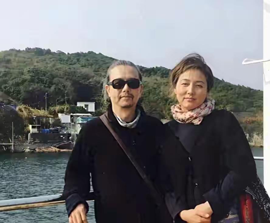 我滴个天呐！万万没想到啊！现实中的女神老成这样了，这谁还认得出来？太不可思议了