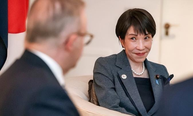 5月7日，日本那边传出消息，希望能在年底和中国举行会面，借着这次接触缓和一