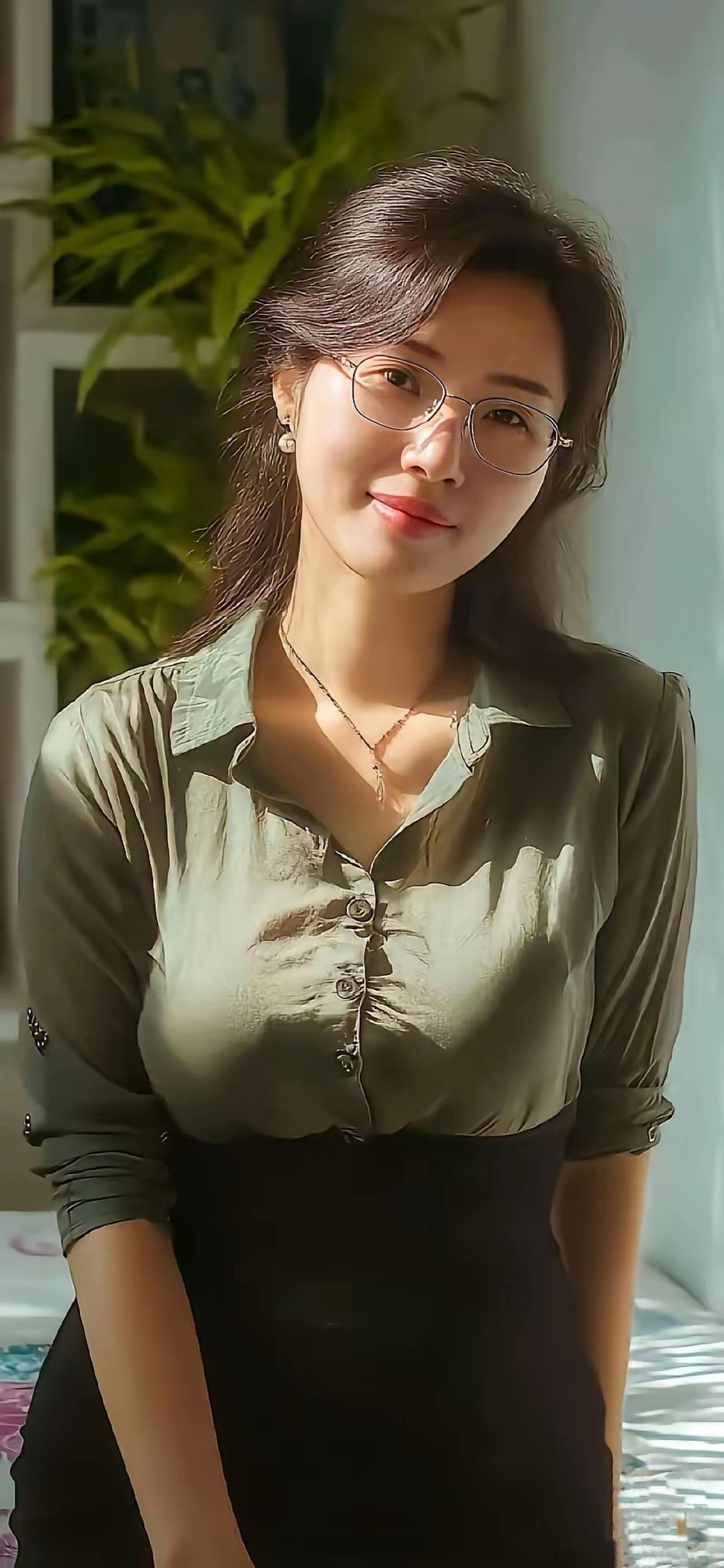 有生（现代诗）我不会活得虚妄。有生就是从烟火走向清欢，走向人间最软的那部