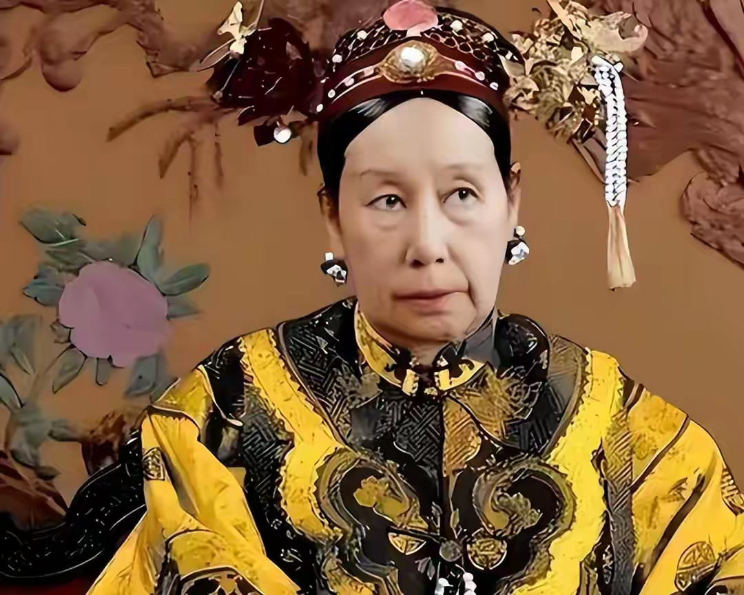清朝灭亡后，李莲英姐姐才敢说出实情：慈禧其实不是病死的？1908年11月，紫禁城里发生了一件让整个帝