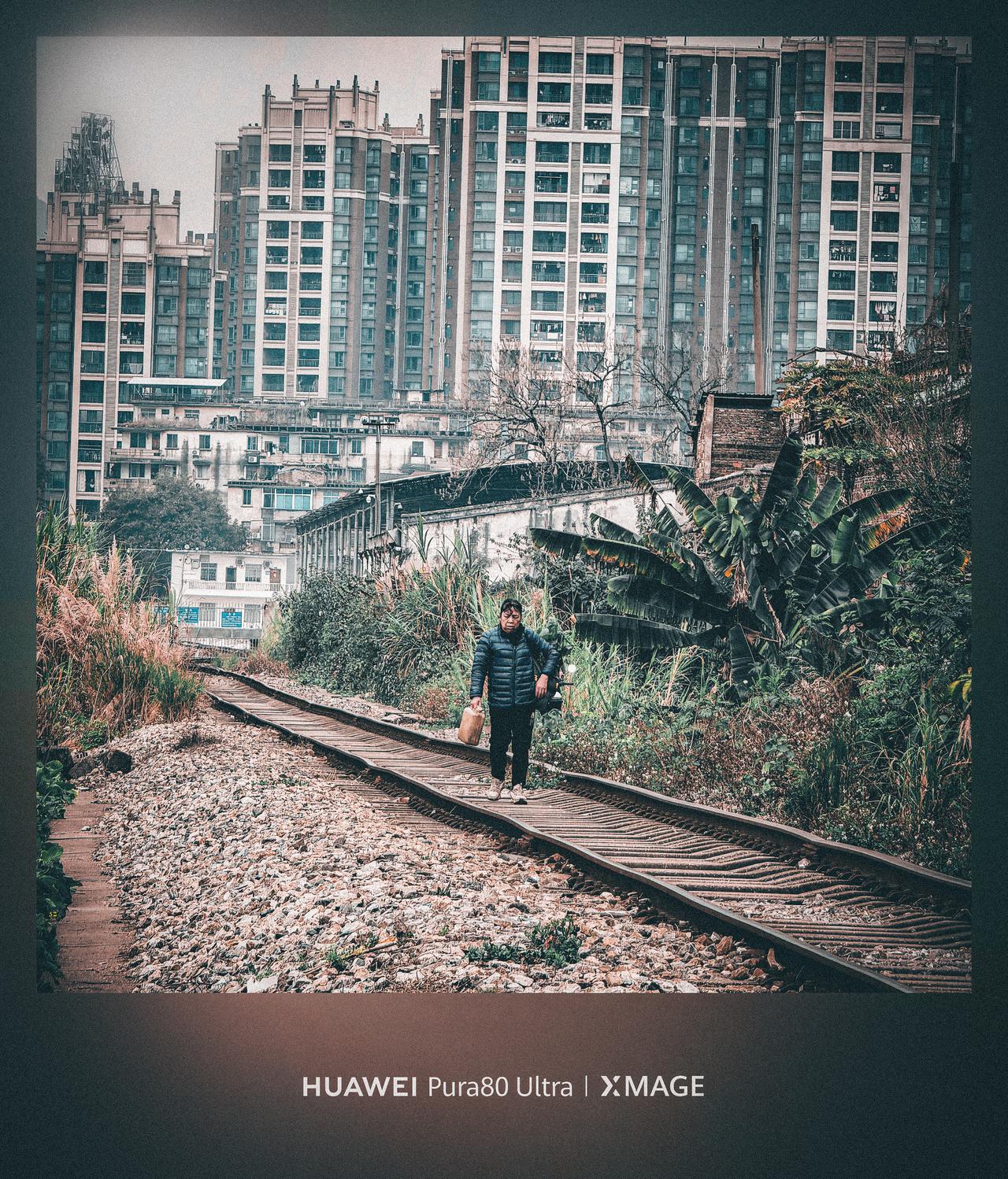 OV粉最近又开始吹即将发布的影像旗舰，从硬件上不如Pura80ultra，不管是