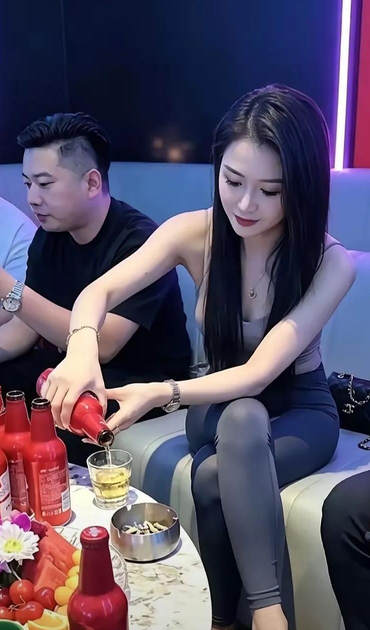 能娶到这样的媳妇，是什么体验？很多人羡慕，要是能娶到这样的媳妇，日子一定热