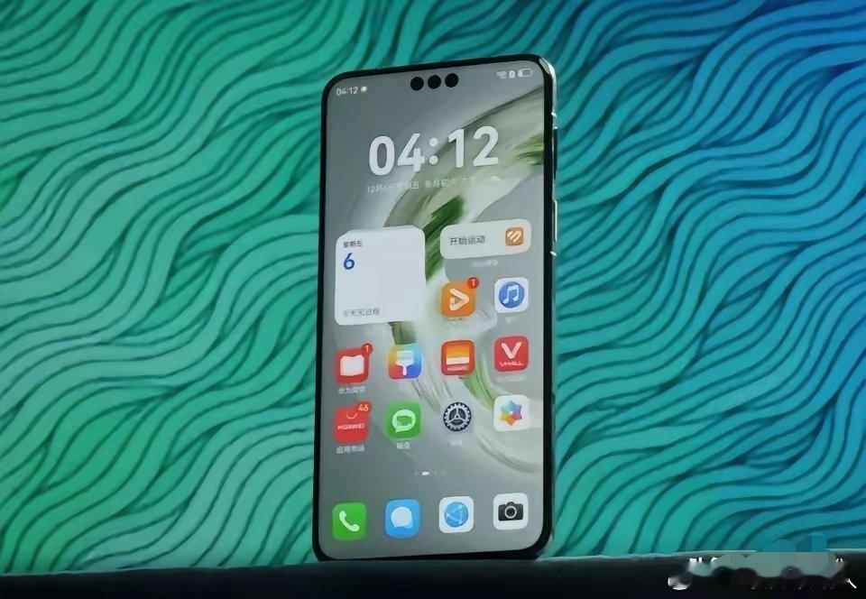 华为Mate70Pro+也许是目前全球最为出色的手机。系统响应十分敏捷，信