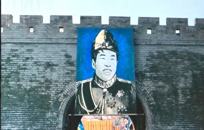 我真的要被《戏台》的彩蛋搞疯了一会让我笑，一会让我哭。陈佩斯也太会拍了！