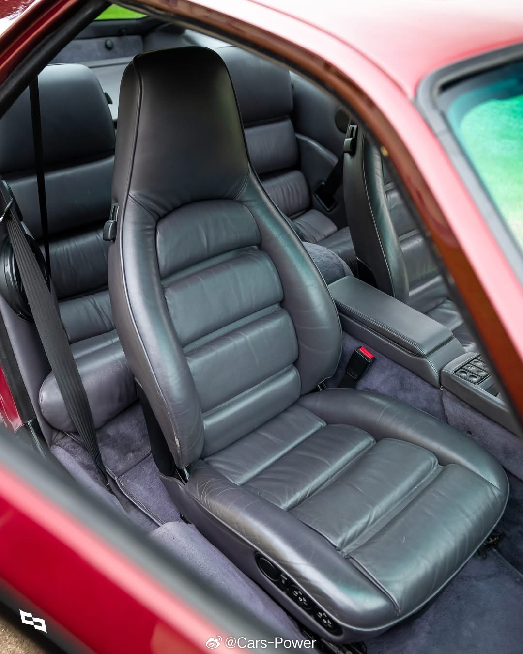 经典历史名车👉Porsche928GTS​​​