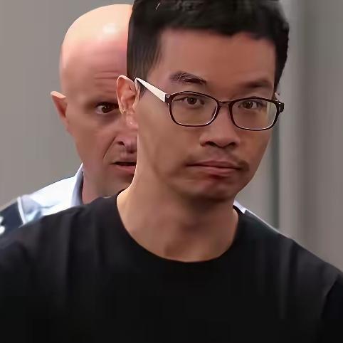 有些人是真的聪明，但是不长脑子！有些人就拎得清自己的份量！你以为的永远是你以为的
