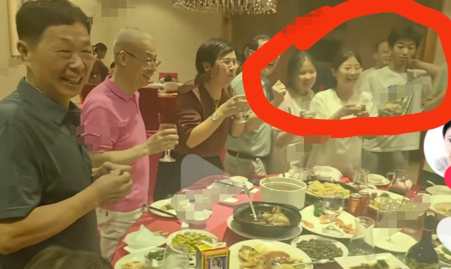 有网友猜测：是不是莆田大嫂对锦溪不好？没有见过大嫂出面，也没见到大哥二哥的孩子。