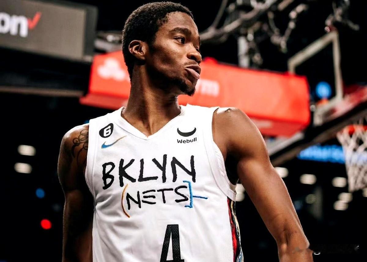 兄弟被撞飞，他赛后一条动态让整个CBA炸了锅。广东外援萨姆纳把话撂在社媒上：“