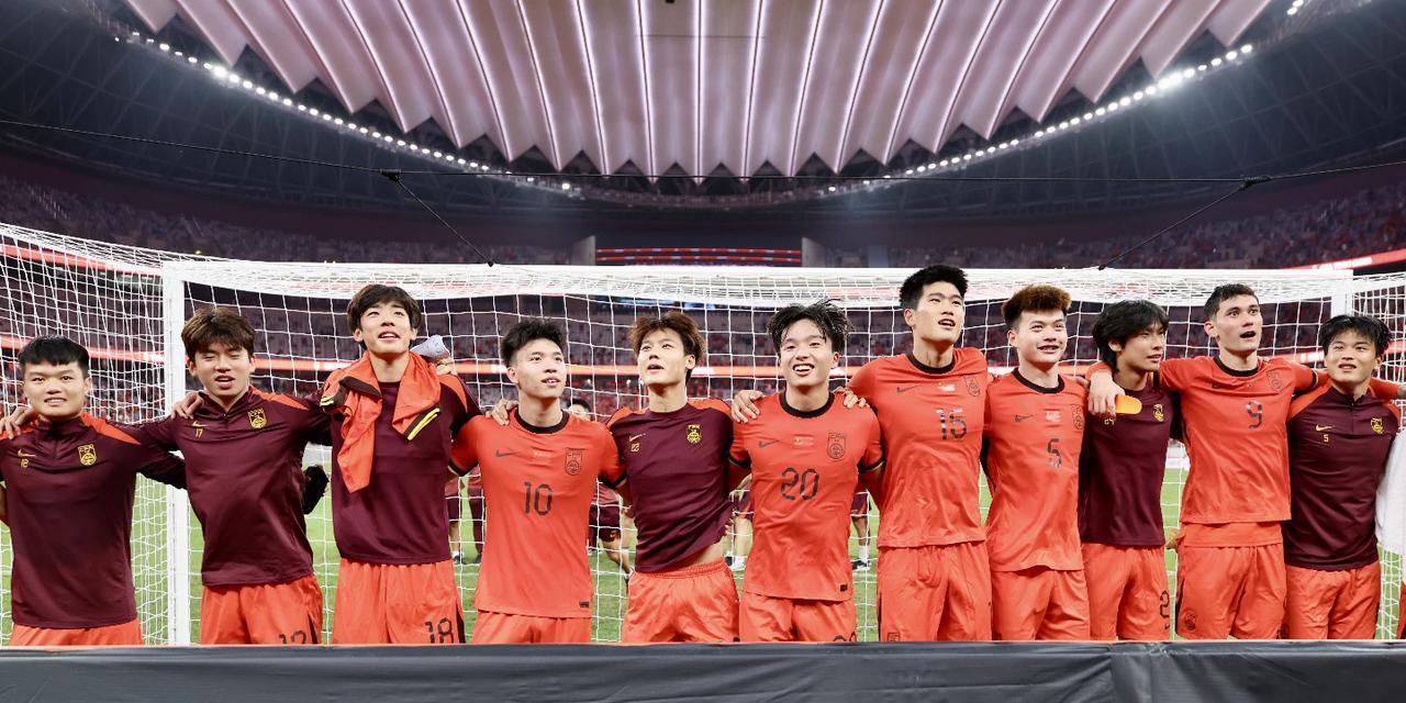 2025年让人印象最深刻的足球比赛是中国国青队全场占优的情况下，被沙特国青绝杀，