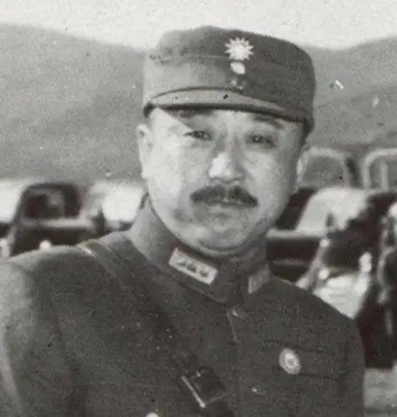 1949年，卫立煌为保85岁家母求助朱德，朱德深感棘手，转而请教毛主席。毛泽东看