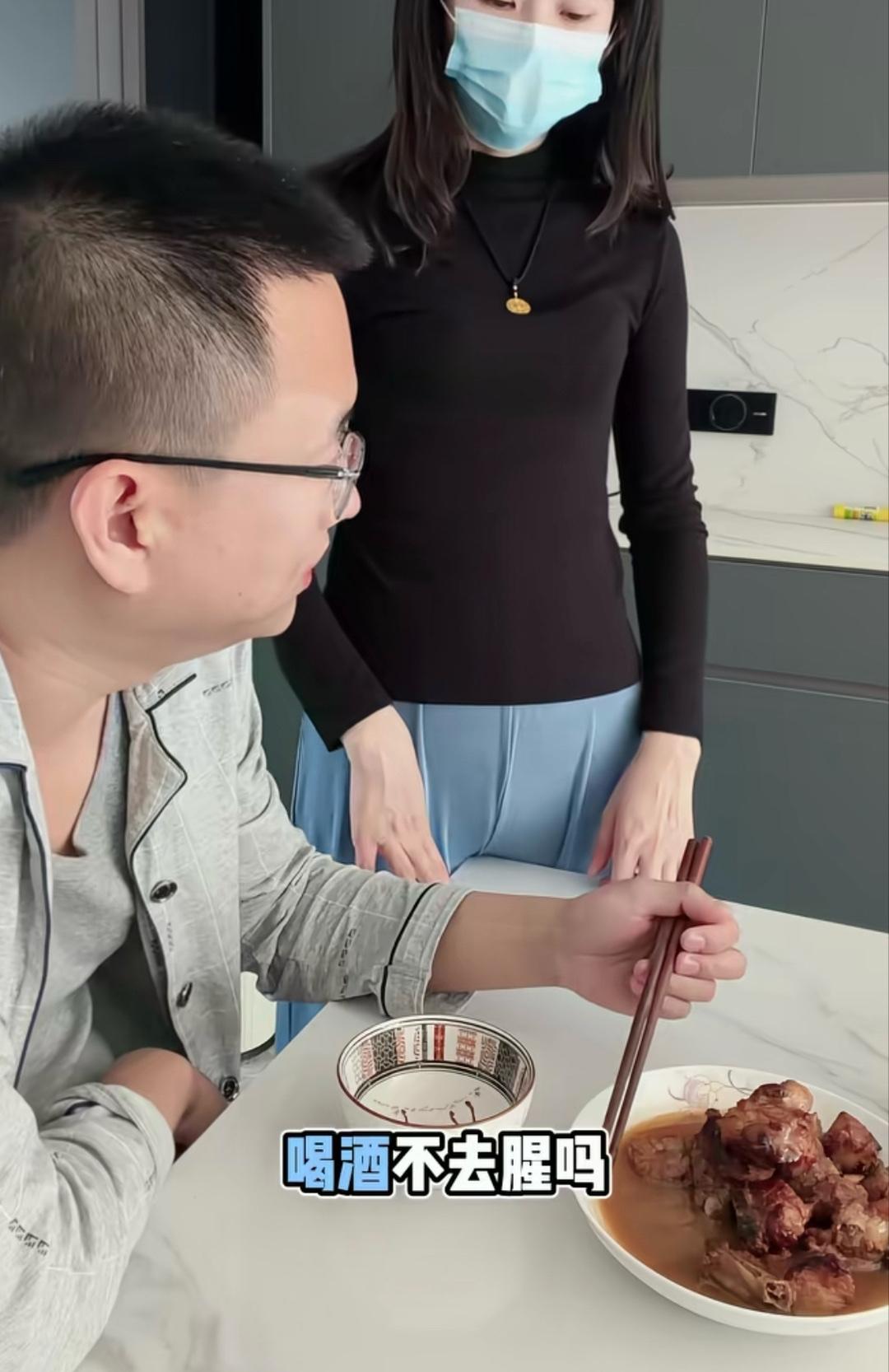 排骨看着挺香，很想吃一口