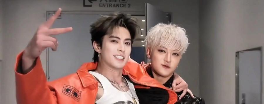黄子韬在成都演唱会庆功宴后回房间洗澡，王鹤棣推门进来，开口问了一句“你怎么走了？”这是黄子韬2026