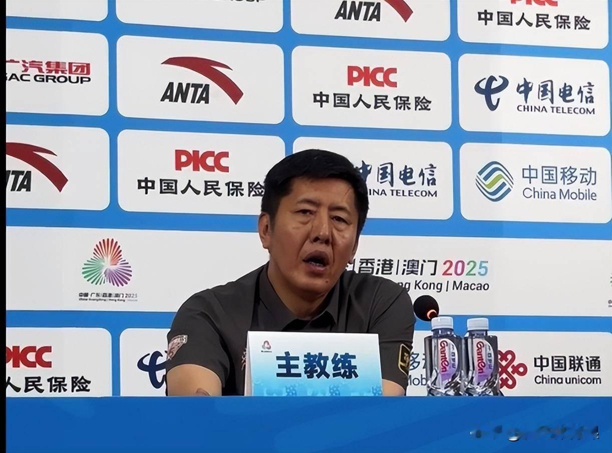 浙江主场98:101惜败广东“喜提”新赛季两连败，赛后主教练丁伟仍信心十足: