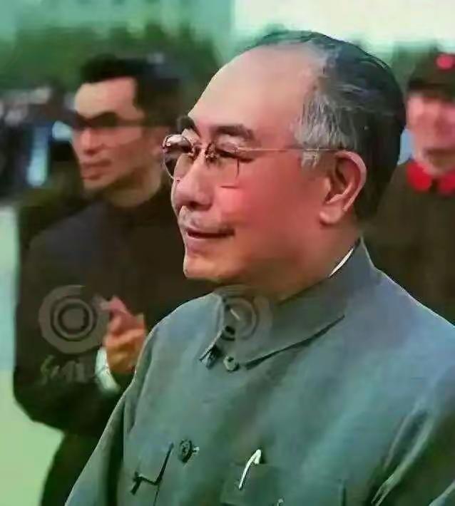 1995年，吴德在即将去世之际，在生命的最后时刻，他示意女儿吴敏靠近，吴敏赶紧把