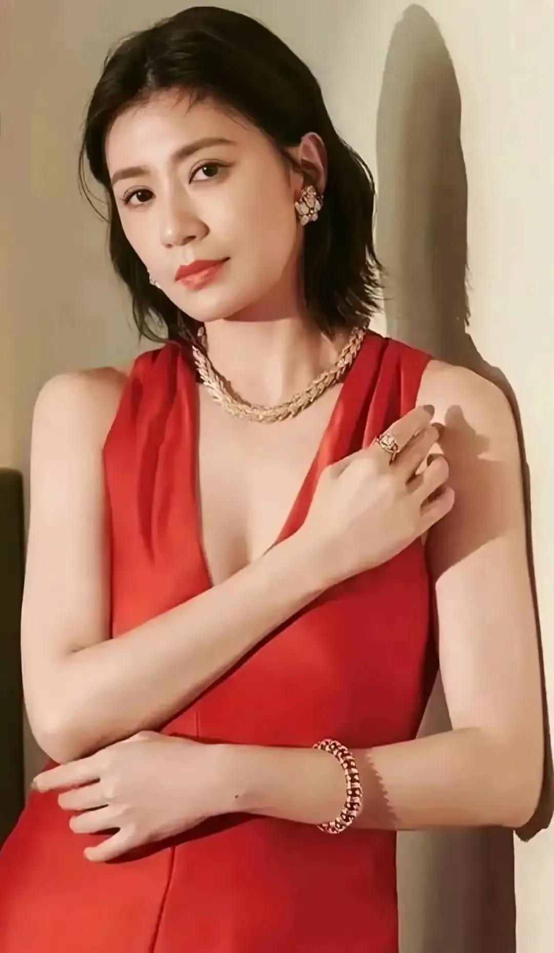 女演员贾静雯，网友心目中的最美赵敏至今无人超越