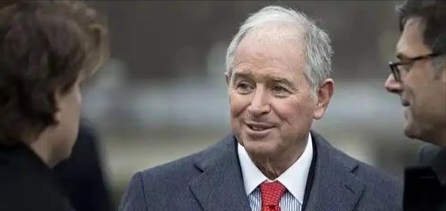 西方世界要变天了！犹太学者加德·萨阿德发出惊人预言，直言西方即将爆发内战。他甚至