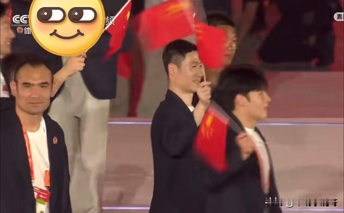 亚运会开幕式乒乓球只有王主席一人参加！刚刚的开幕式，本来还在找莎莎大头的，一看