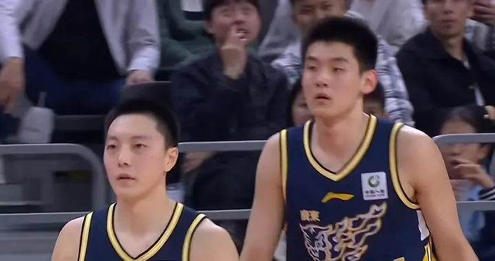 不打了! 广东最大克星被曝离队, 或被朱芳雨“白菜价”捡漏签下?