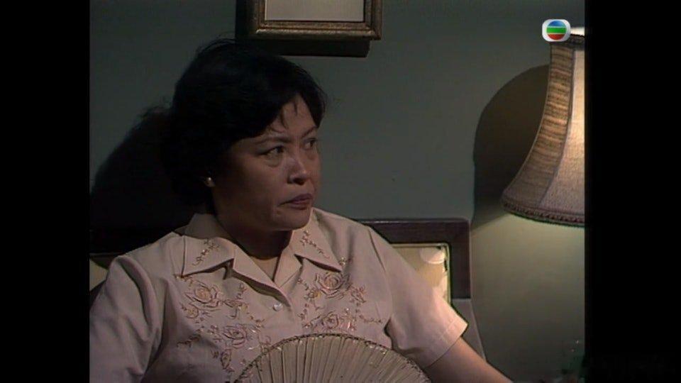 現年89歲的梁葆貞早年憑TVB經典處境劇《香港81》系列中飾演「順嫂」一角深入民