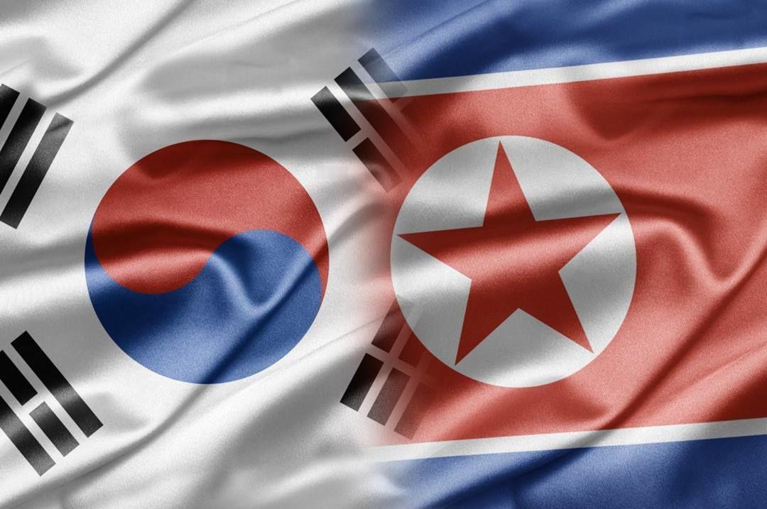 朝鲜这回是铁了心要和韩国划清界限！在朝鲜近期颁布的宪法文本中，明确规定了朝鲜