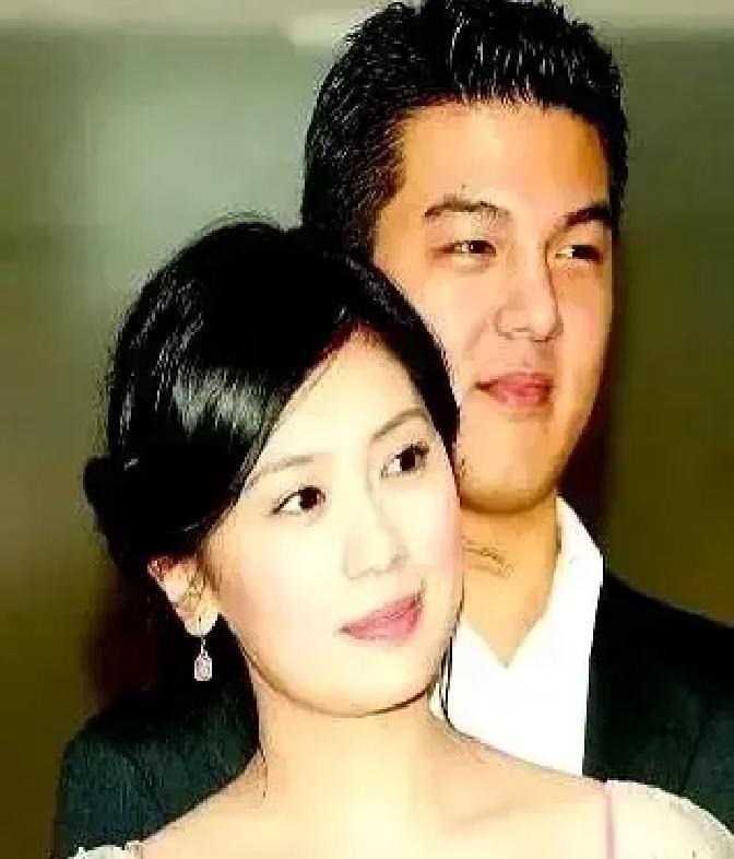 2600万赎女，18年后她成20亿唯一继承人贾静雯当年抱着襁褓里的梧桐妹，