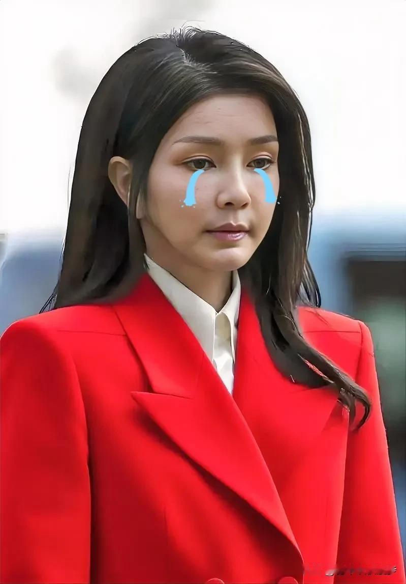 12月3日，央视新闻快报！韩国检方突然出手，要求重判前第一夫人金建希15年刑期。