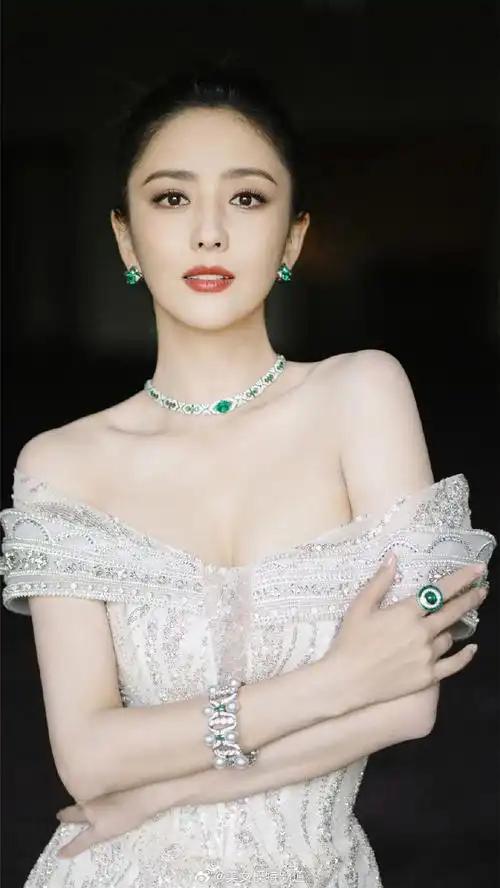 娱乐圈的复制粘贴脸佟丽娅和董璇听好多人说过，分不清佟丽娅和董璇。这种不是