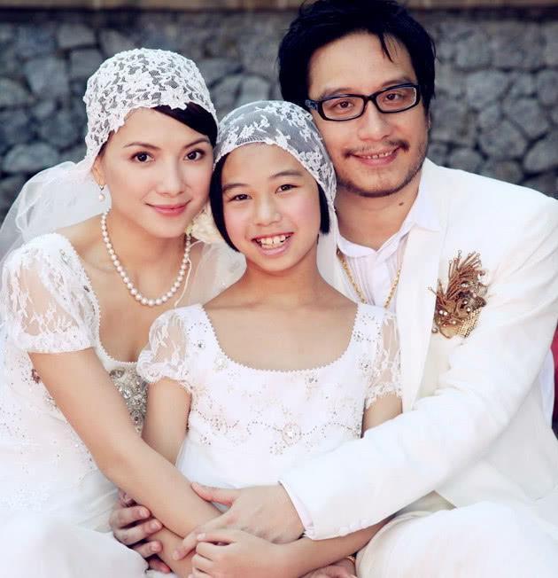 李心洁的继女欣欣是她老公与泰国前女友所生，从2岁多就开始跟着李心洁共同生活，李心