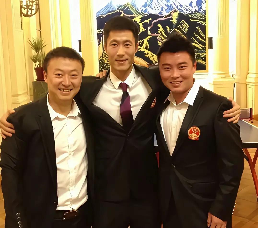 国乒竞聘新周期教练，还是马琳，王皓非他俩莫属，当下没有人的综合能力能超过他俩，他
