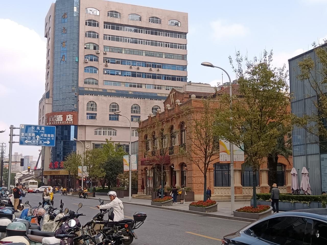 上海市民的好消息，未来像床垫，家具这种超级宽的闲置物品，可以免费垃圾处理了。